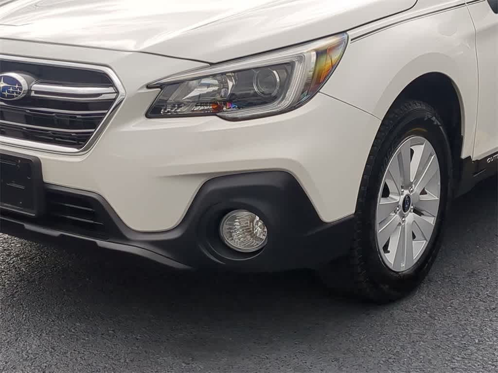 2019 Subaru Outback Premium 11