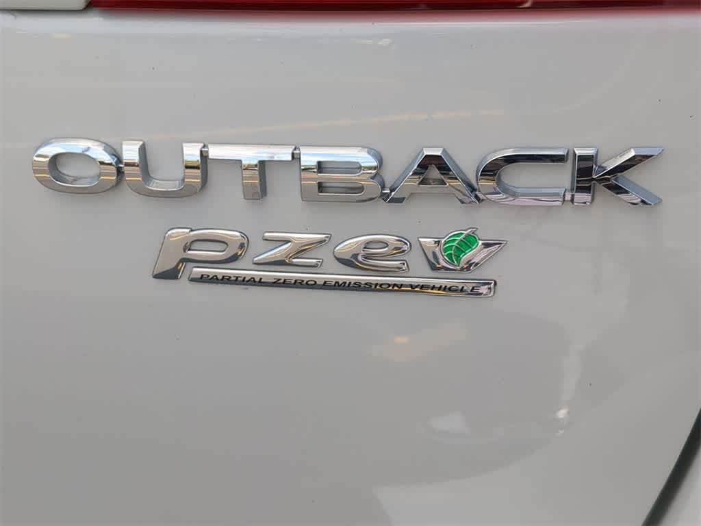 2015 Subaru Outback 2.5i Limited 13