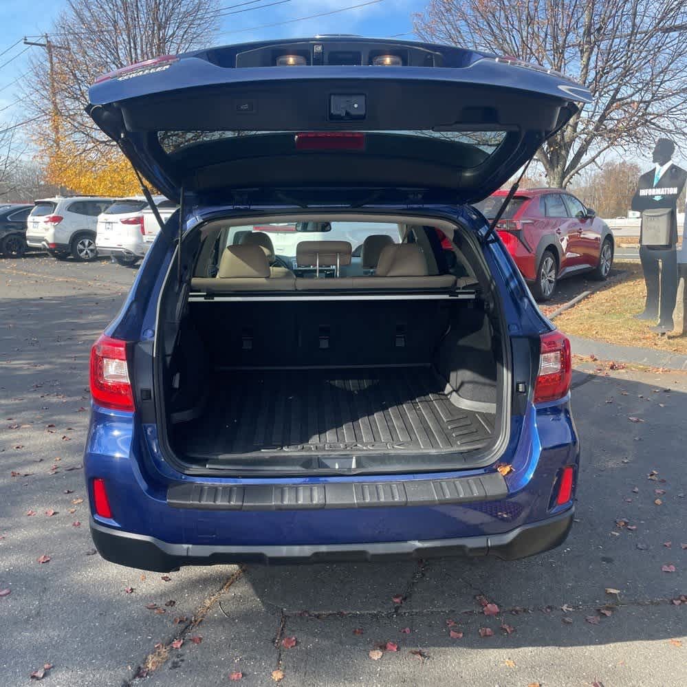 2016 Subaru Outback 2.5i Limited 9