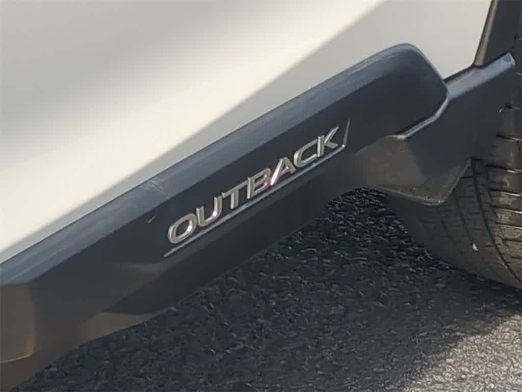 2021 Subaru Outback Limited 13