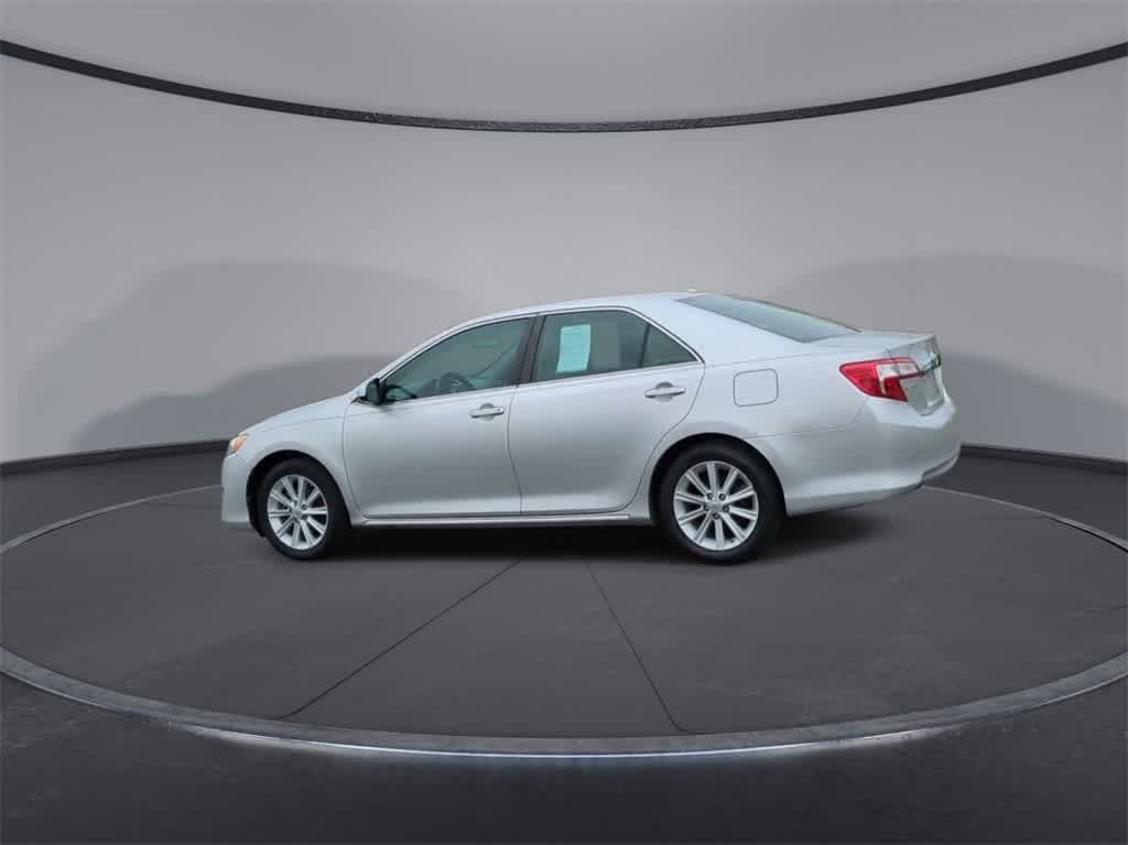 2013 Toyota Camry XLE 6