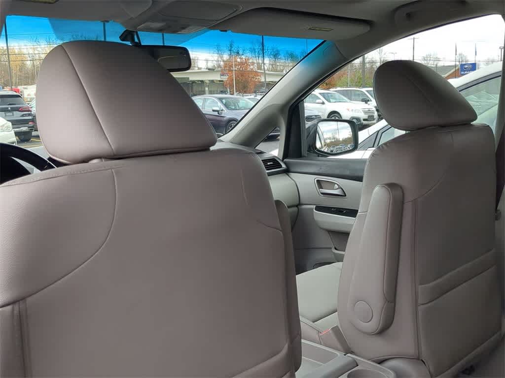 2012 Honda Odyssey EX-L 19