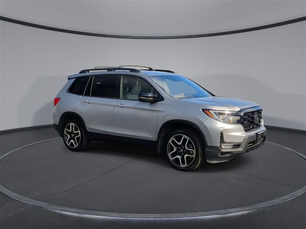 2022 Honda Passport Elite 2