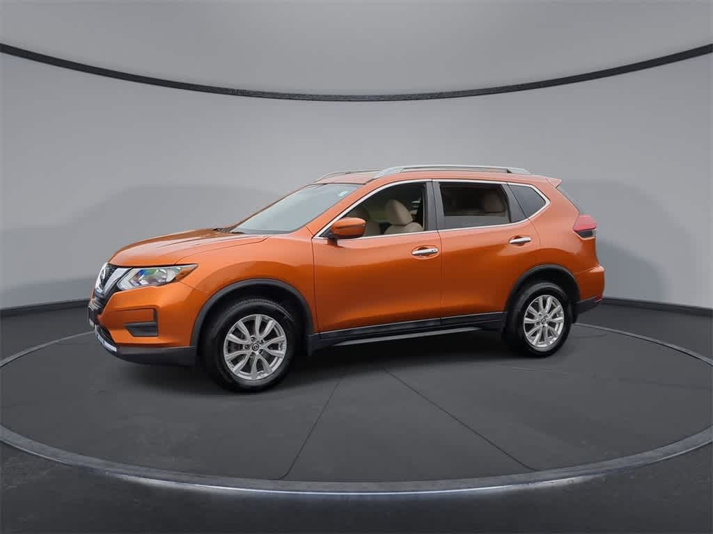 2017 Nissan Rogue SV 4