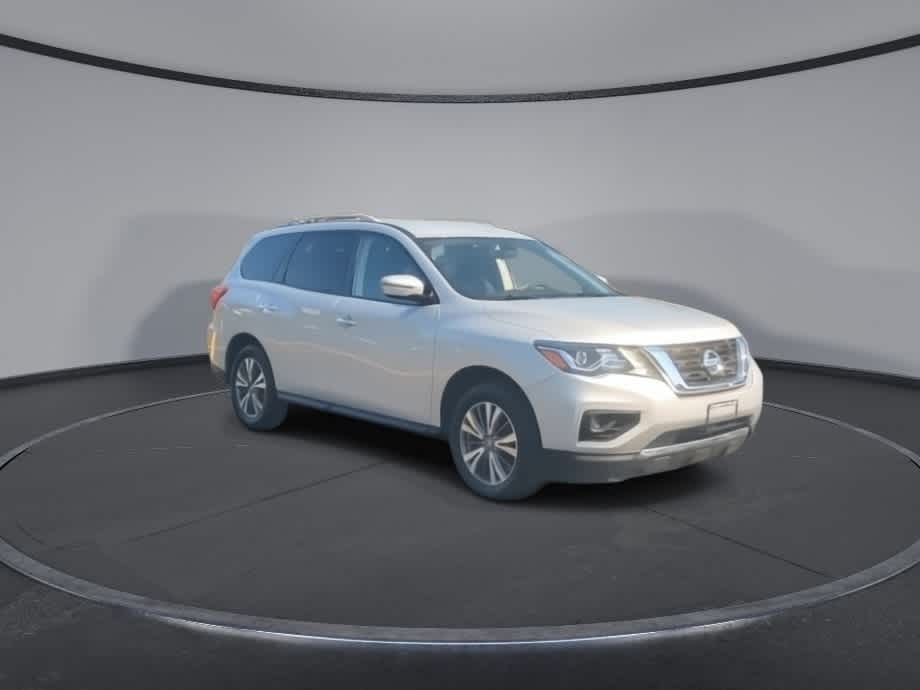 2019 Nissan Pathfinder S 2