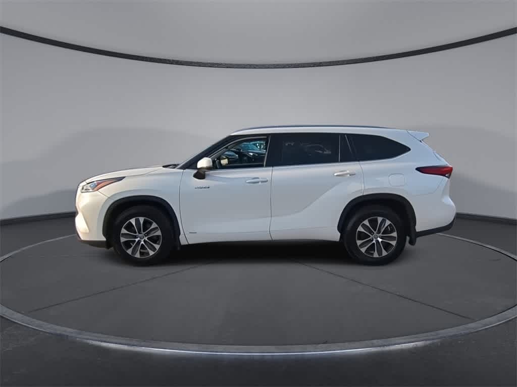 2021 Toyota Highlander Hybrid XLE 5