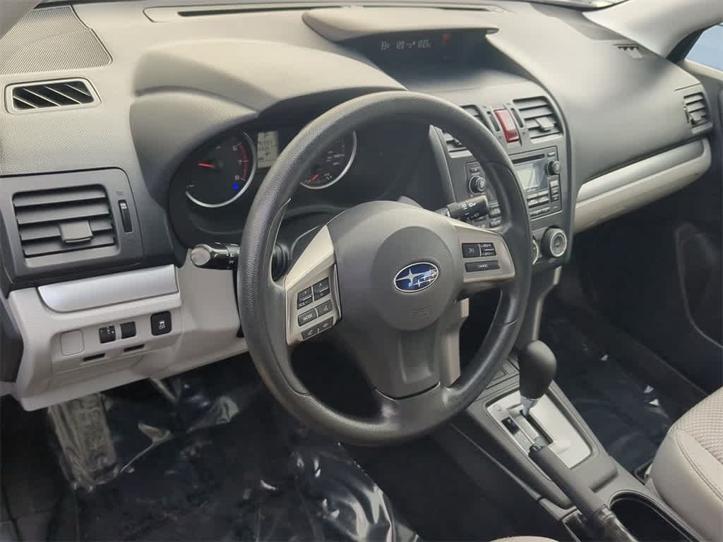 2014 Subaru Forester 2.5i 10