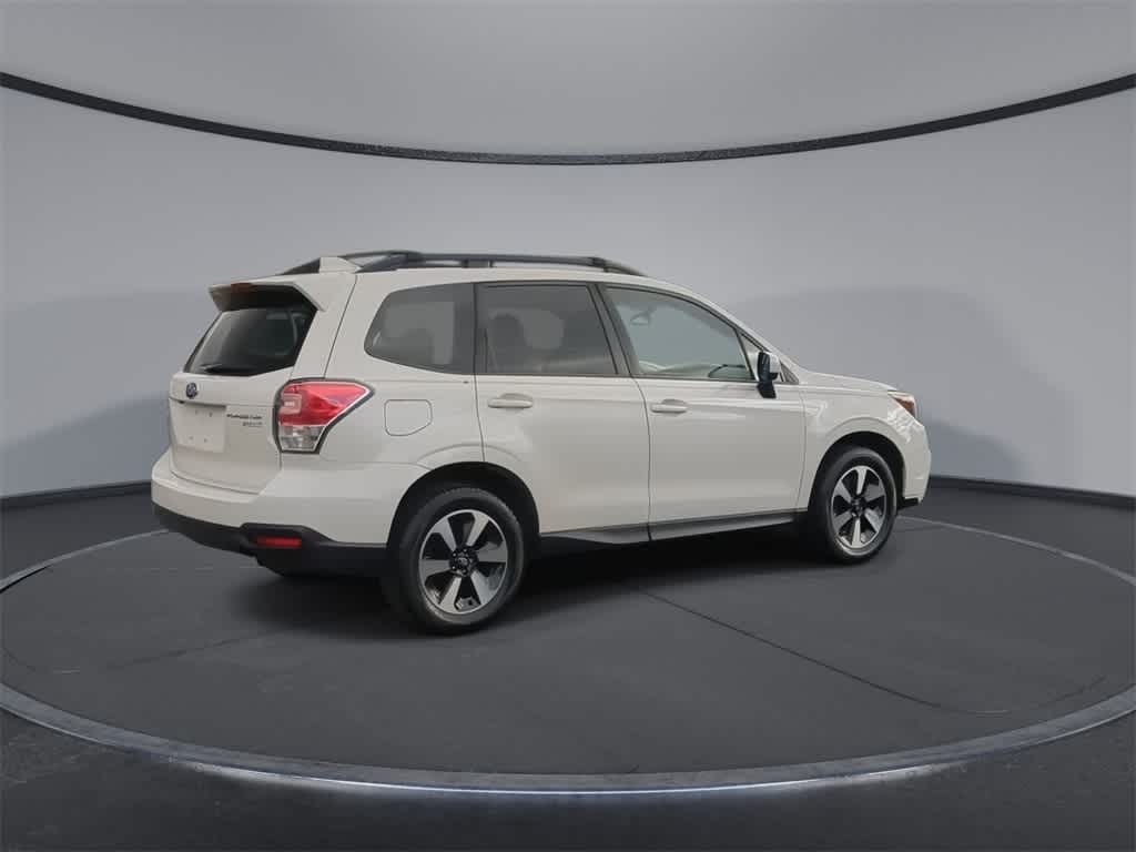 2017 Subaru Forester Premium 8