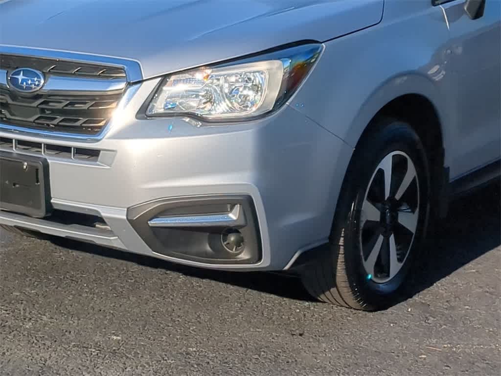 2017 Subaru Forester Premium 11