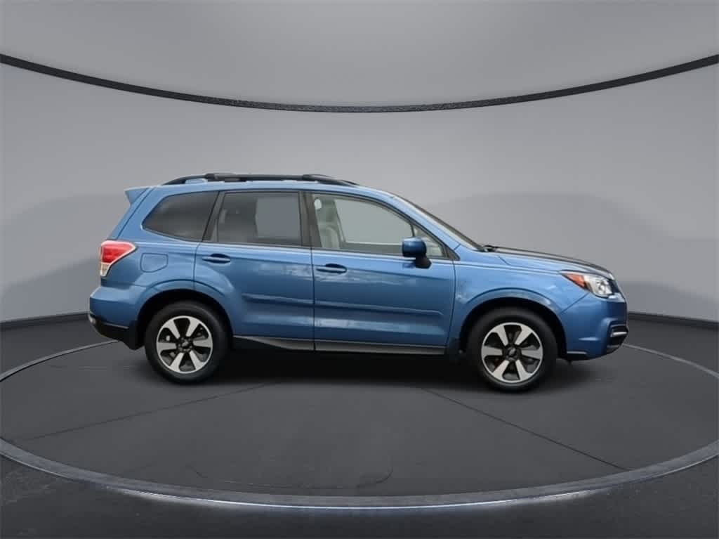 2017 Subaru Forester Premium 9