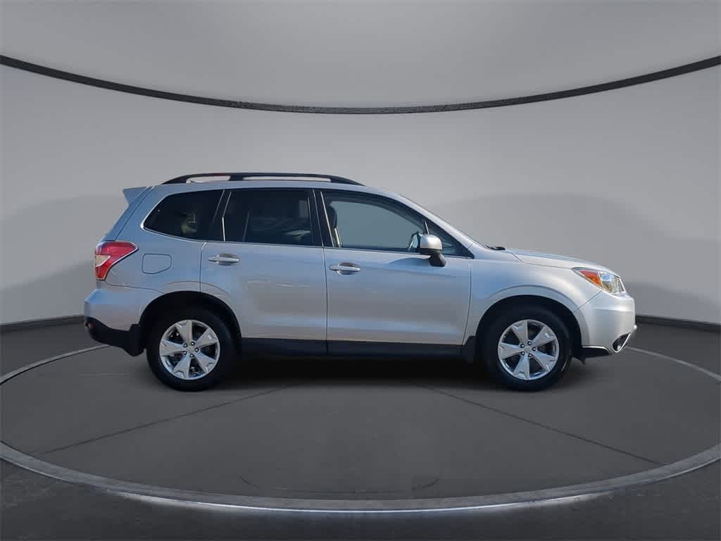 2015 Subaru Forester 2.5i Limited 9