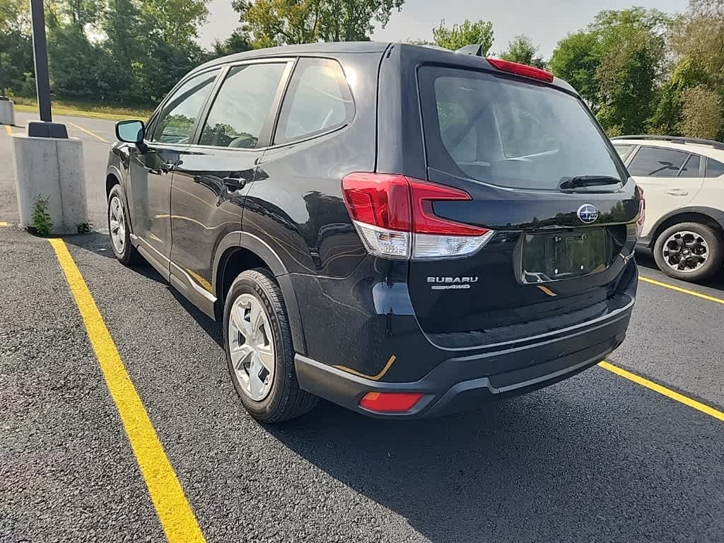 2021 Subaru Forester BASE 2