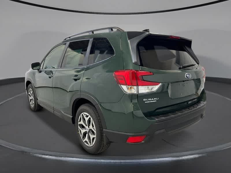2024 Subaru Forester Premium 3
