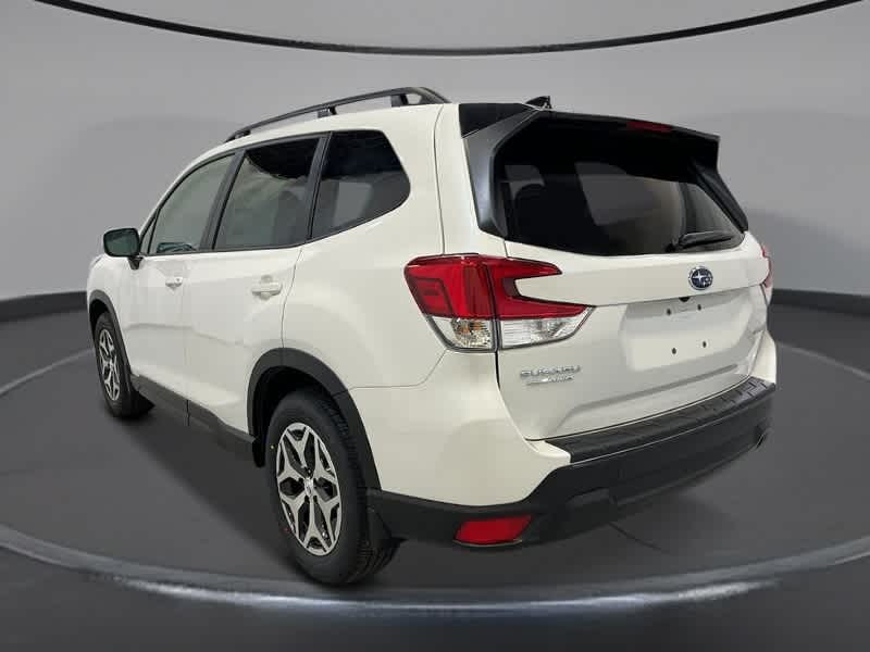 2024 Subaru Forester Premium 3