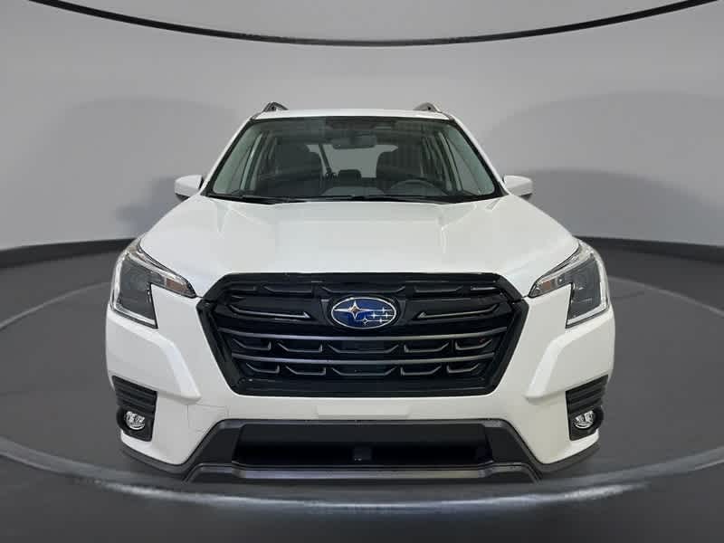 2024 Subaru Forester Premium 8