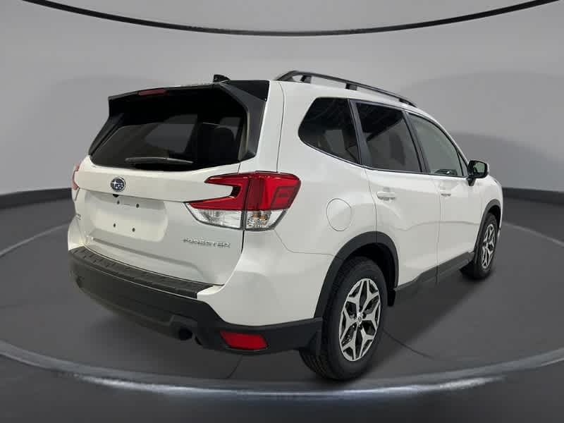 2024 Subaru Forester Premium 5