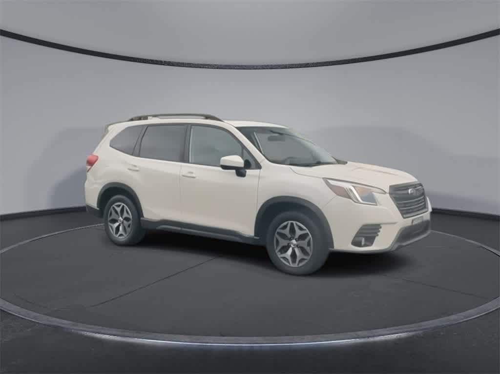 2022 Subaru Forester Premium 3