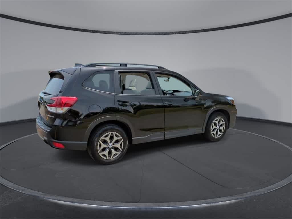 2021 Subaru Forester Premium 8