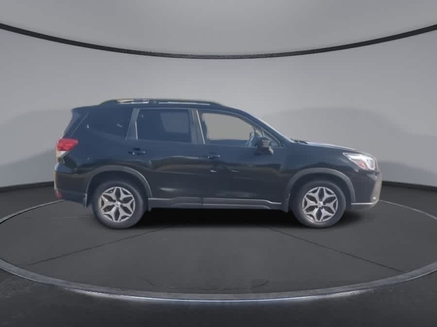 2019 Subaru Forester Premium 9