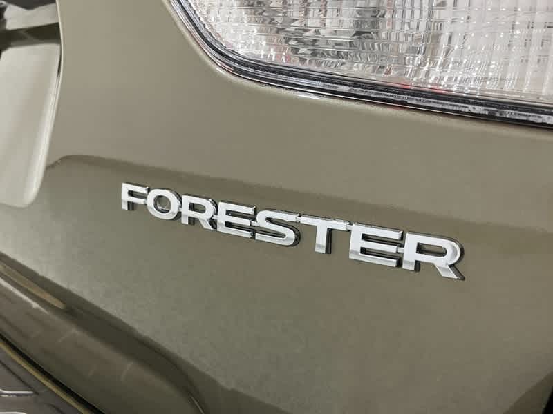 2024 Subaru Forester Limited 10