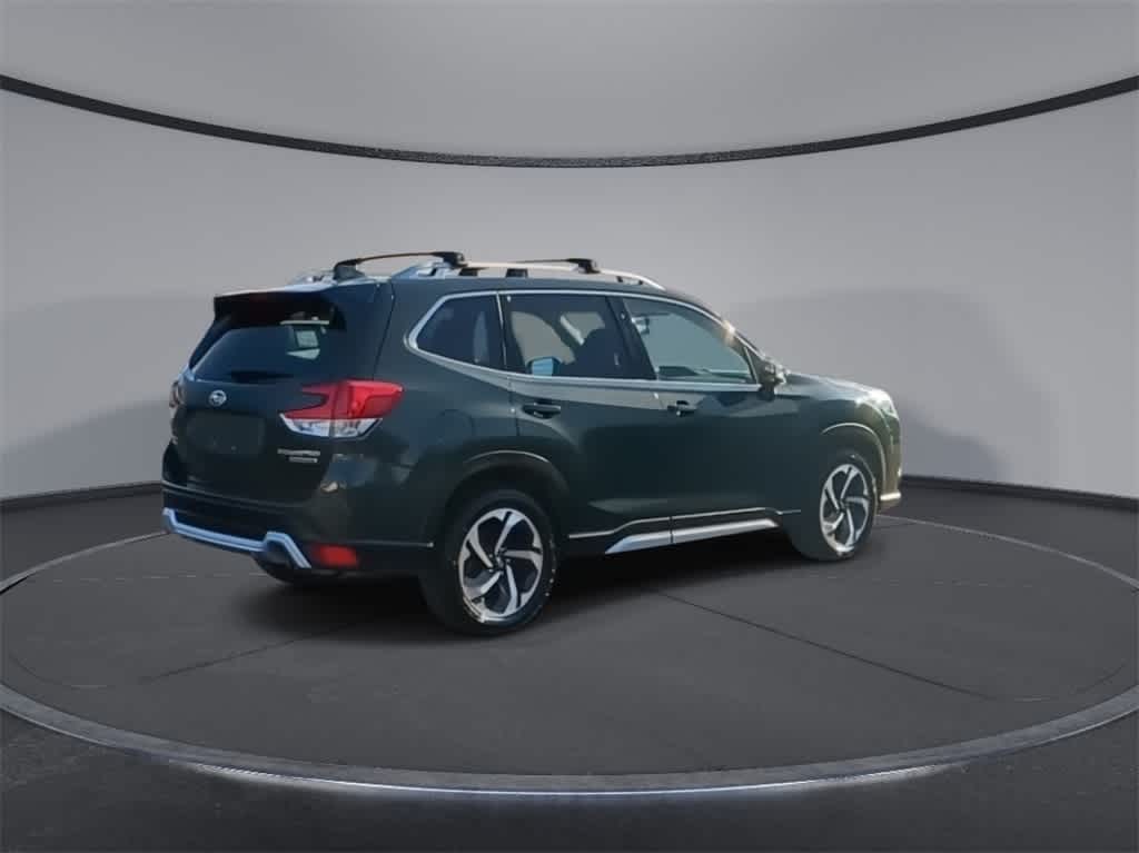 2023 Subaru Forester Touring 8