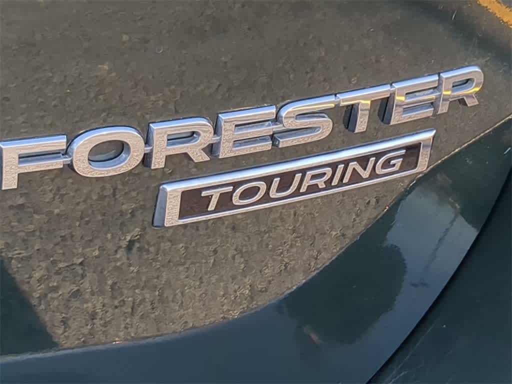 2023 Subaru Forester Touring 13