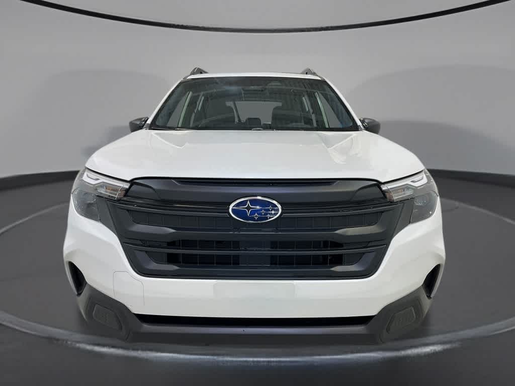 2025 Subaru Forester BASE 8