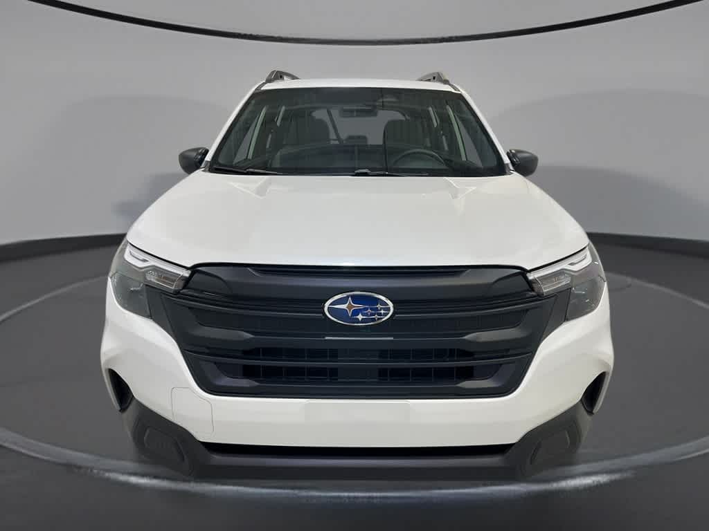 2025 Subaru Forester BASE 8