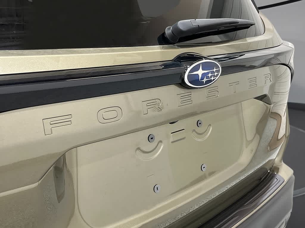 2025 Subaru Forester Premium 10