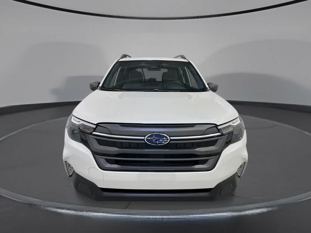 2025 Subaru Forester Premium 8