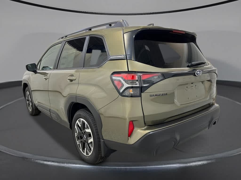 2025 Subaru Forester Premium 3