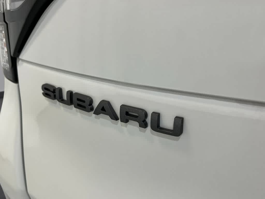 2025 Subaru Forester Premium 9