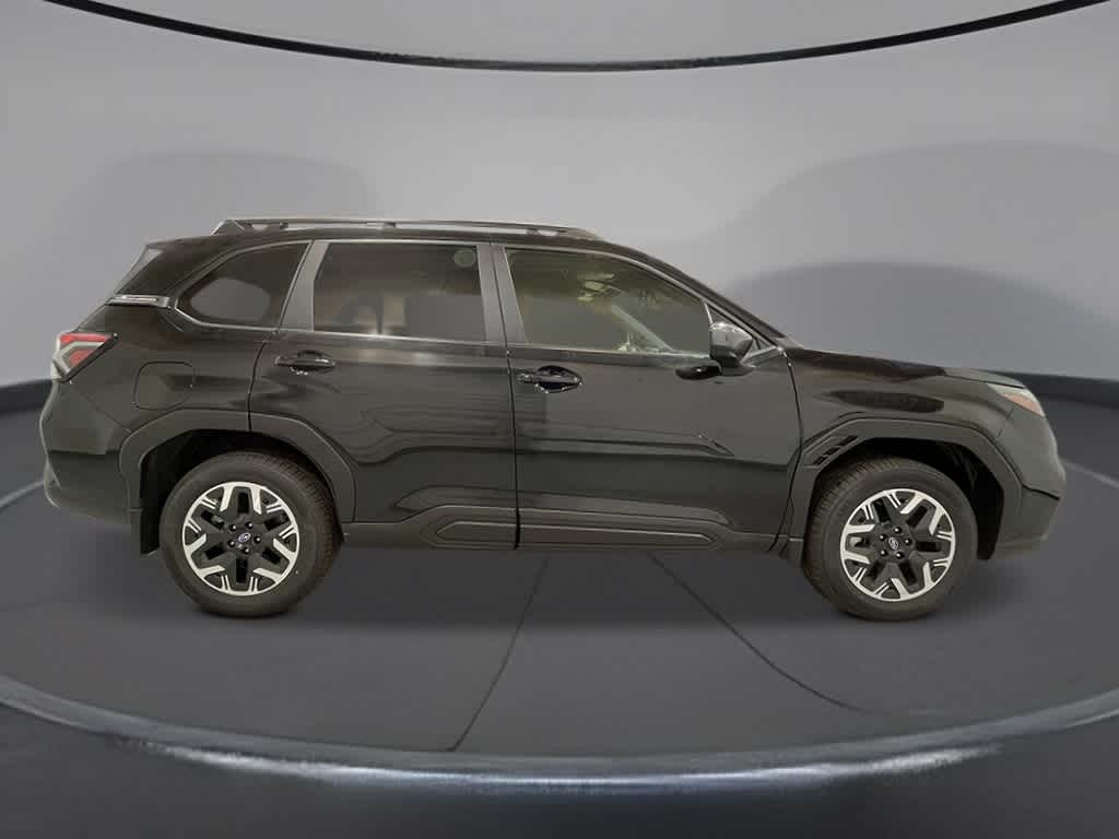 2025 Subaru Forester Premium 6