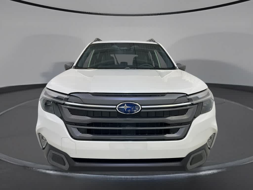 2025 Subaru Forester Limited 8