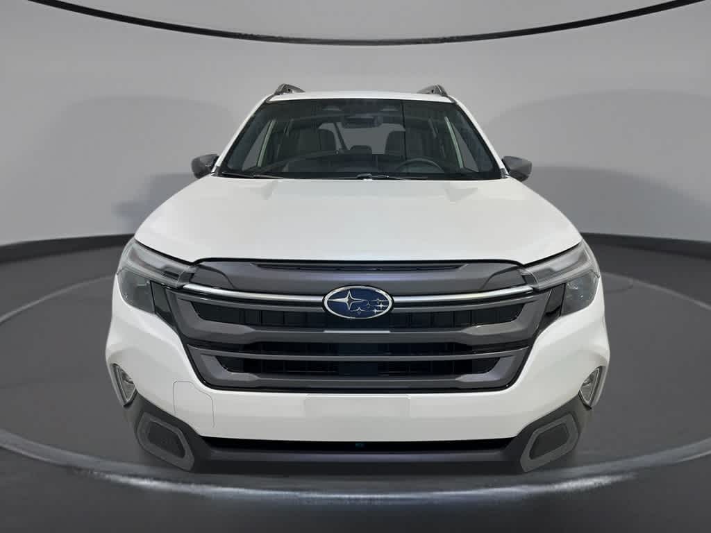 2025 Subaru Forester Limited 8