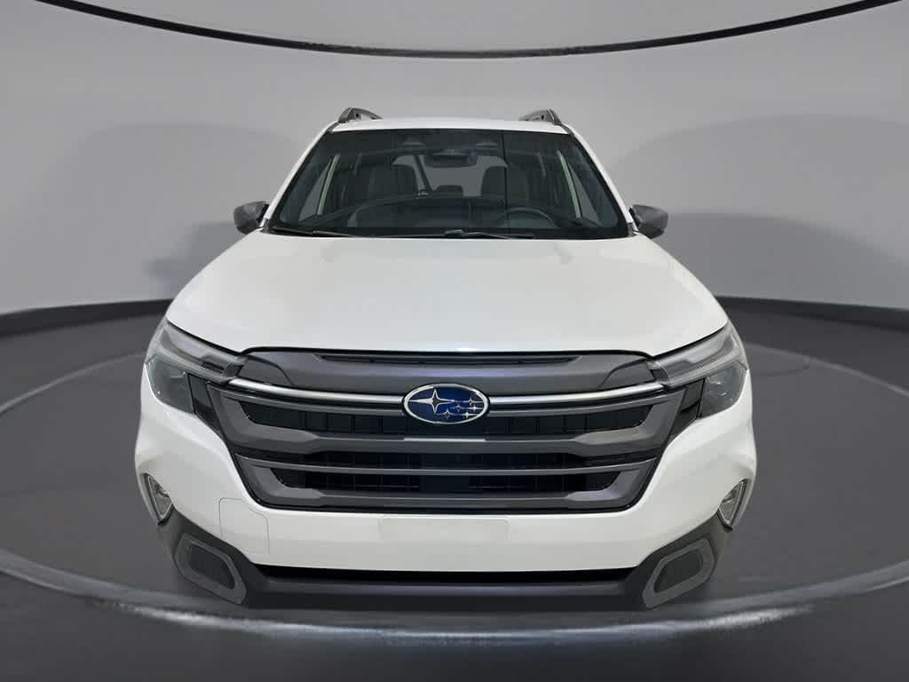 2025 Subaru Forester Limited 8