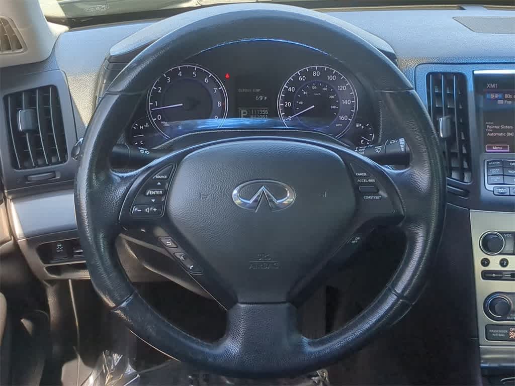 2013 INFINITI G37 x 25