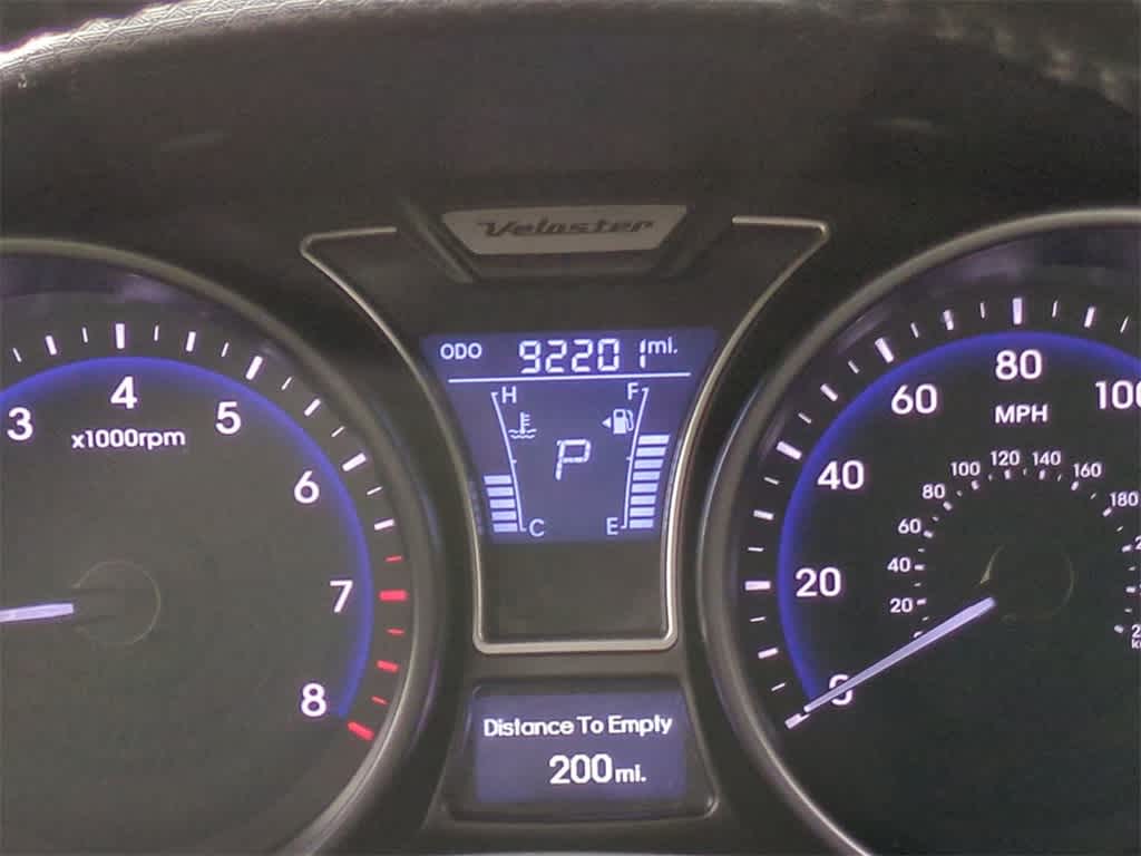 2013 Hyundai Veloster Turbo w/Black Int 32