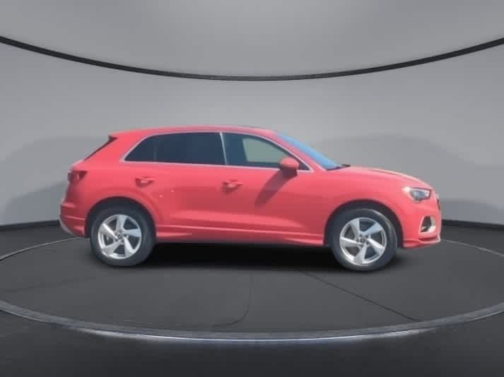 2022 Audi Q3 Premium 9