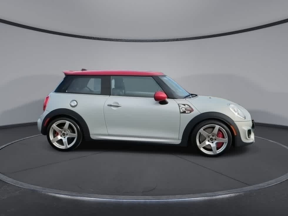 2017 MINI Hardtop 2 Door John Cooper Works 9