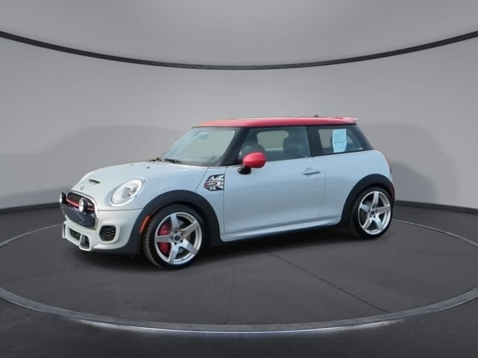 2017 MINI Hardtop 2 Door John Cooper Works 4