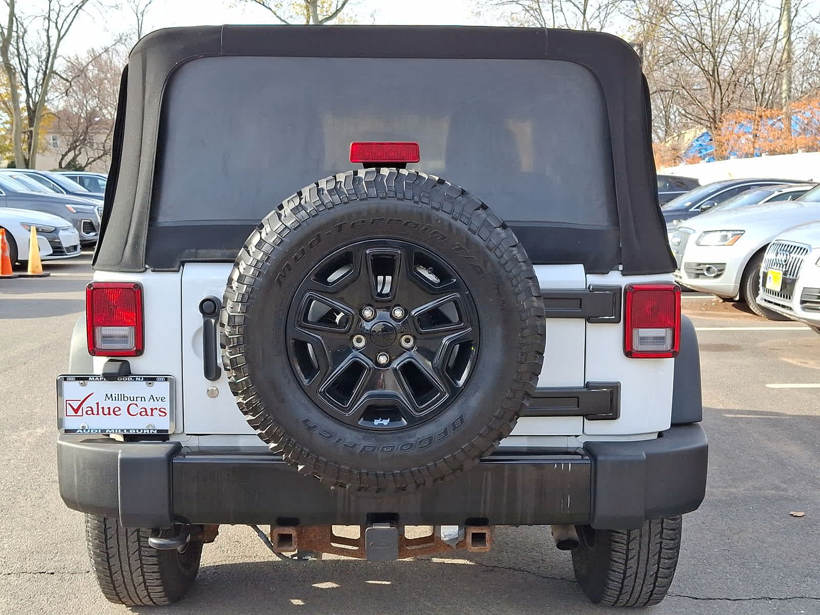 2016 Jeep Wrangler Willys Wheeler 19