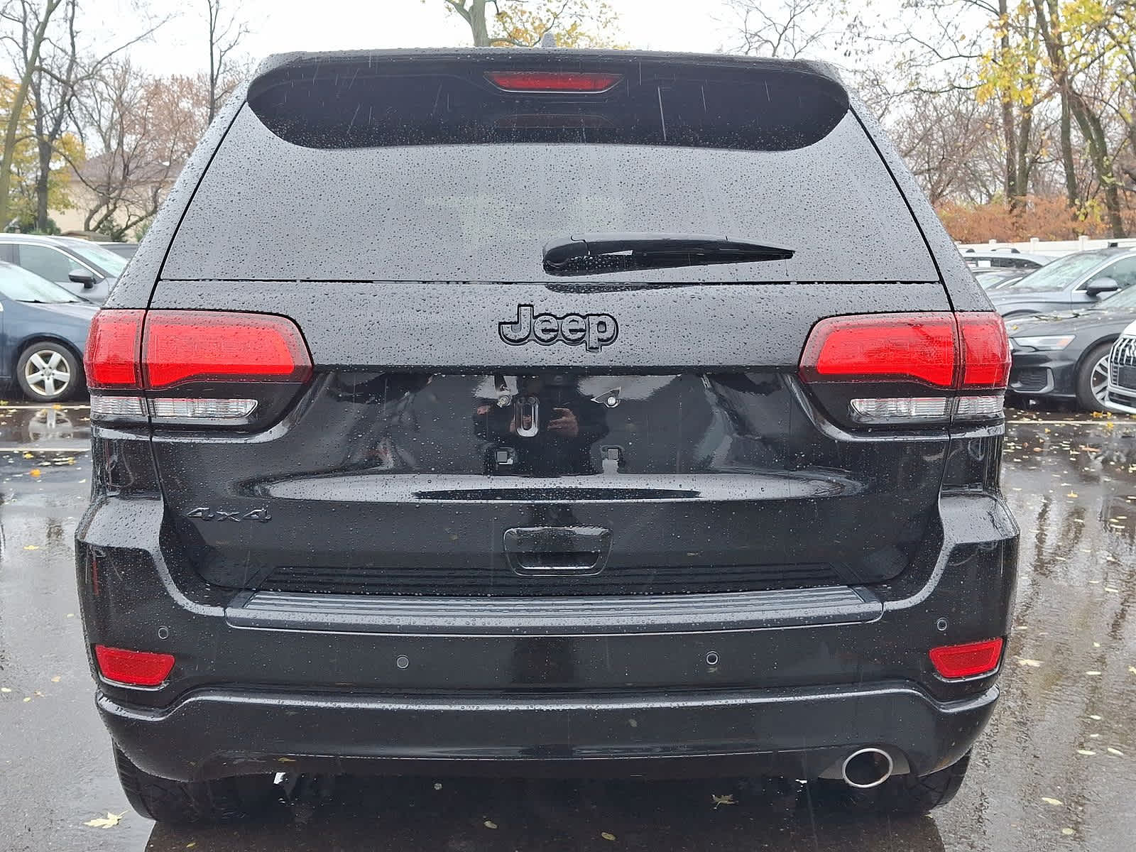 2020 Jeep Grand Cherokee Altitude 23