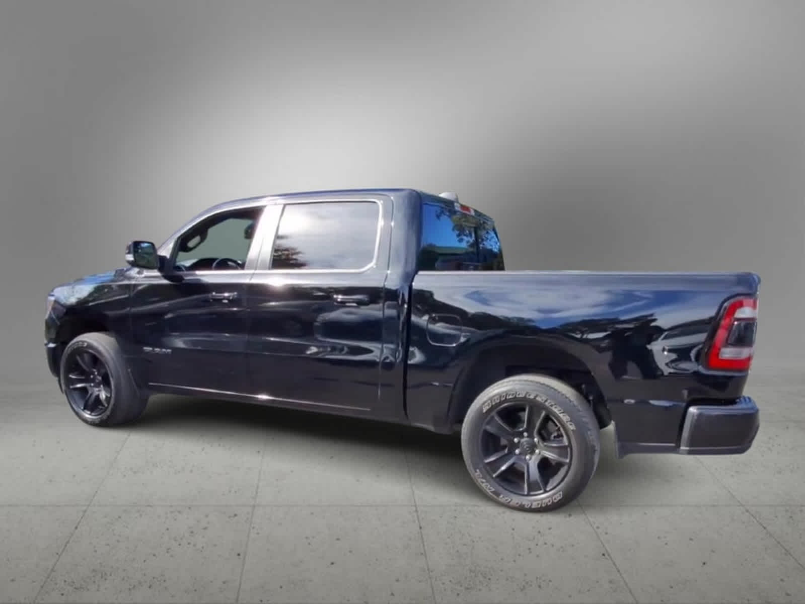 2021 Ram 1500 Big Horn 4x4 Crew Cab 57 Box 6