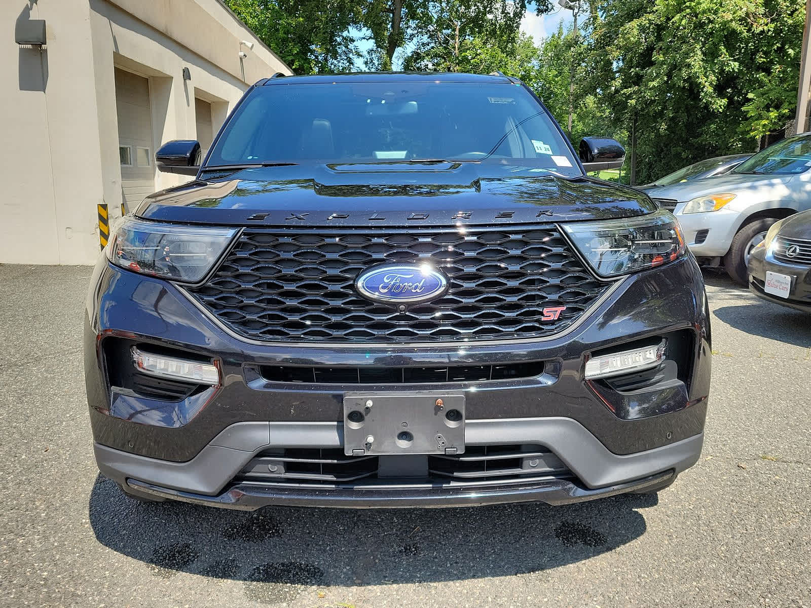 2020 Ford Explorer ST 27