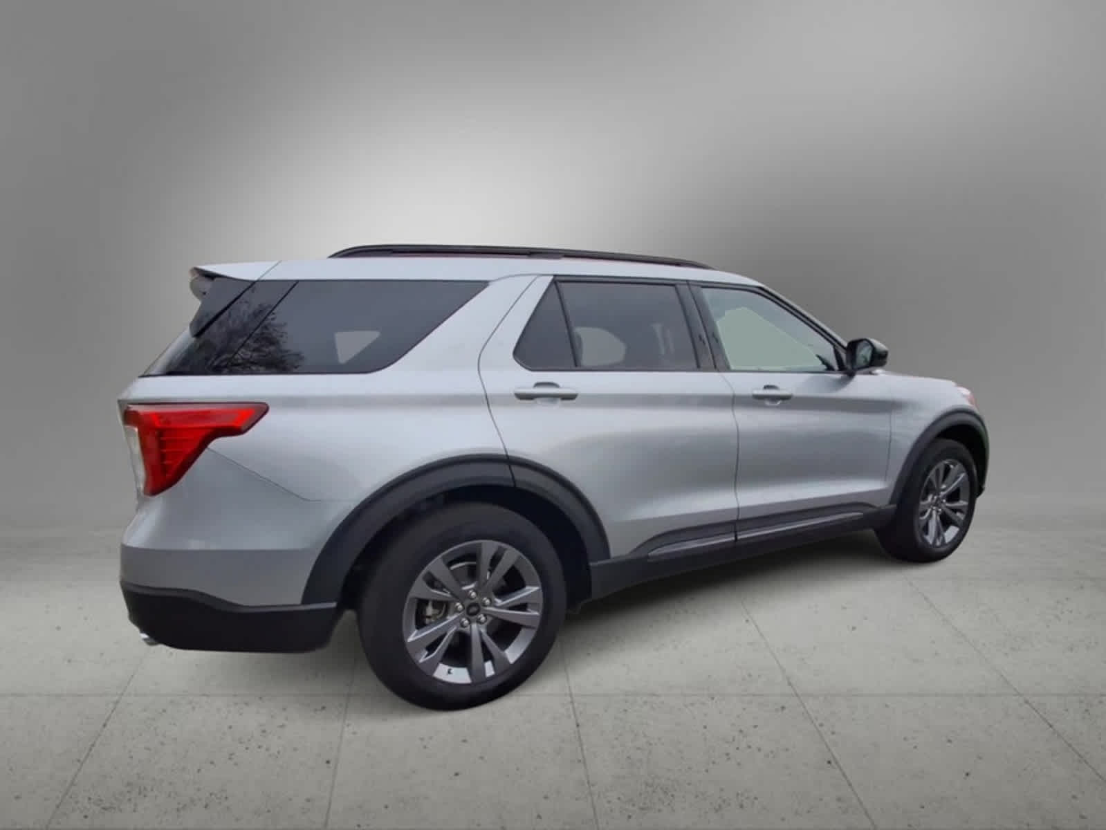 2022 Ford Explorer XLT 8