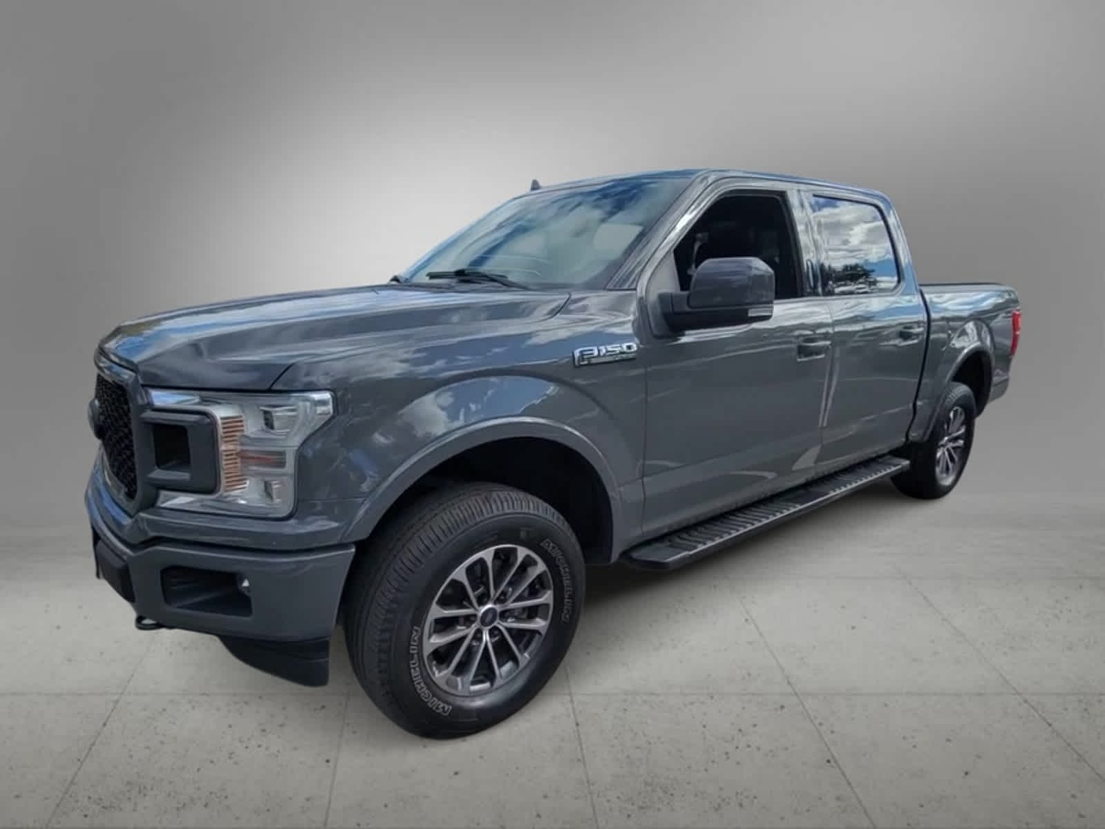 2018 Ford F-150 LARIAT 4WD SuperCrew 5.5 Box 4