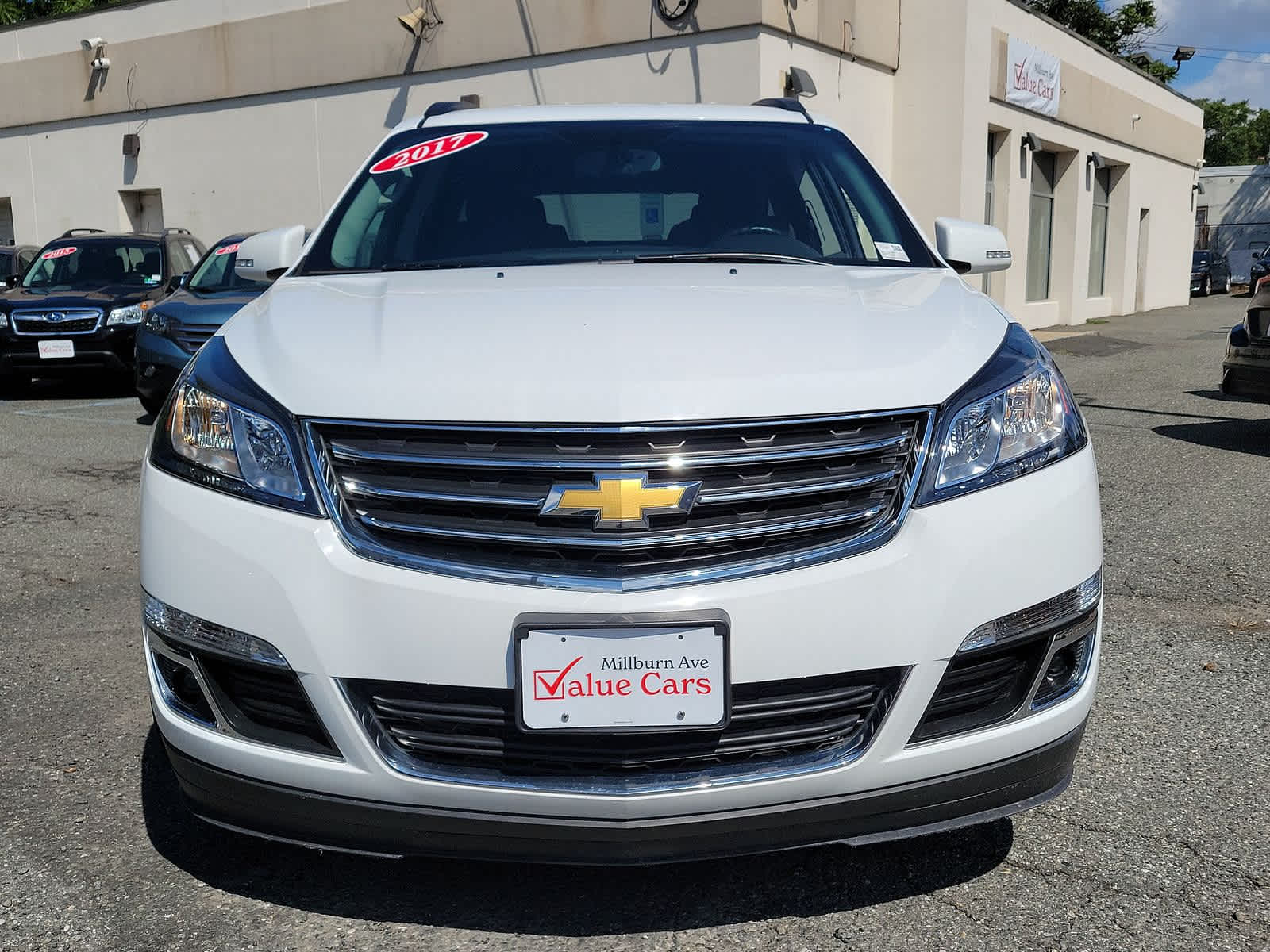 2017 Chevrolet Traverse LT 27