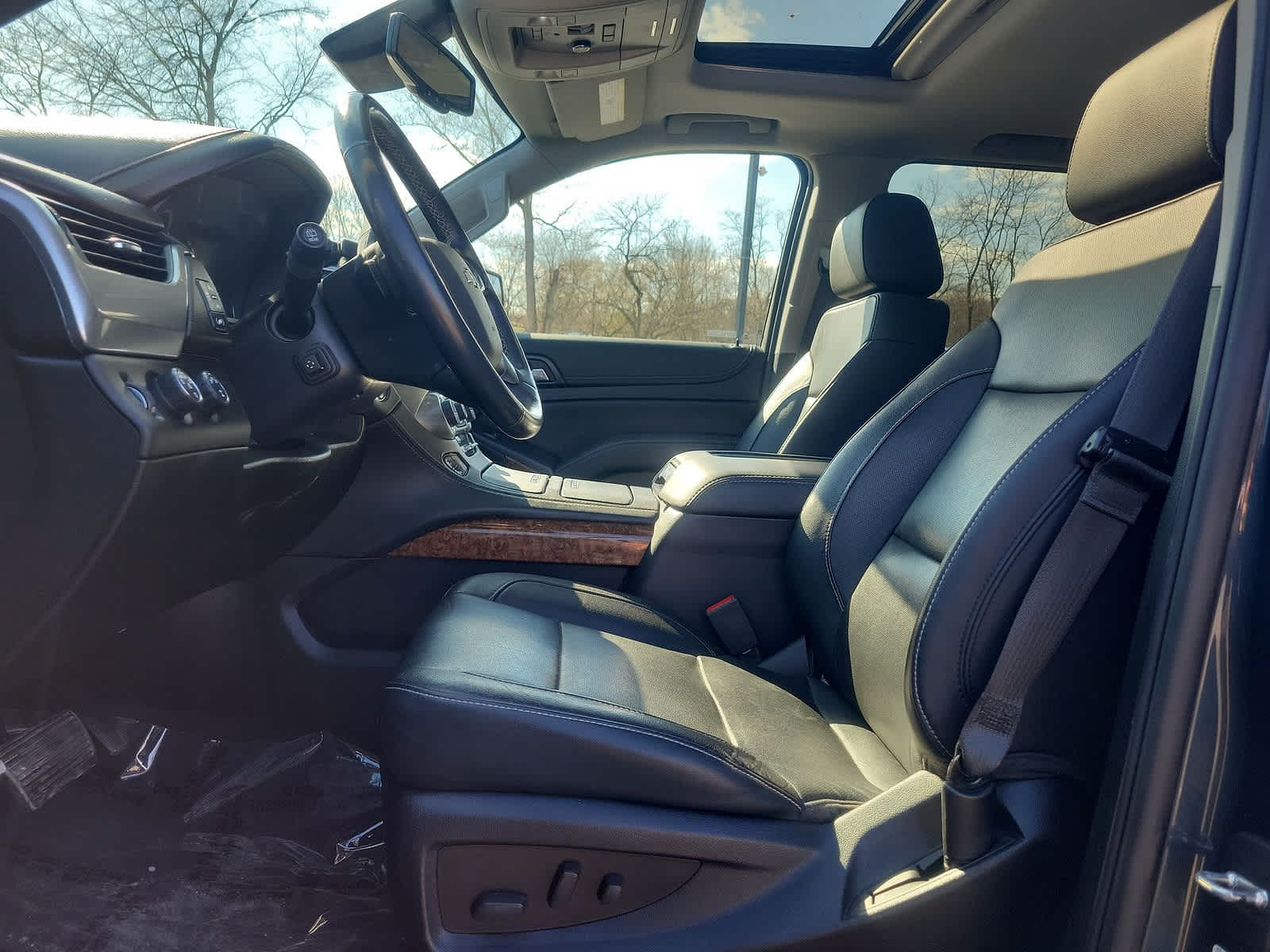 2019 Chevrolet Suburban Premier 11