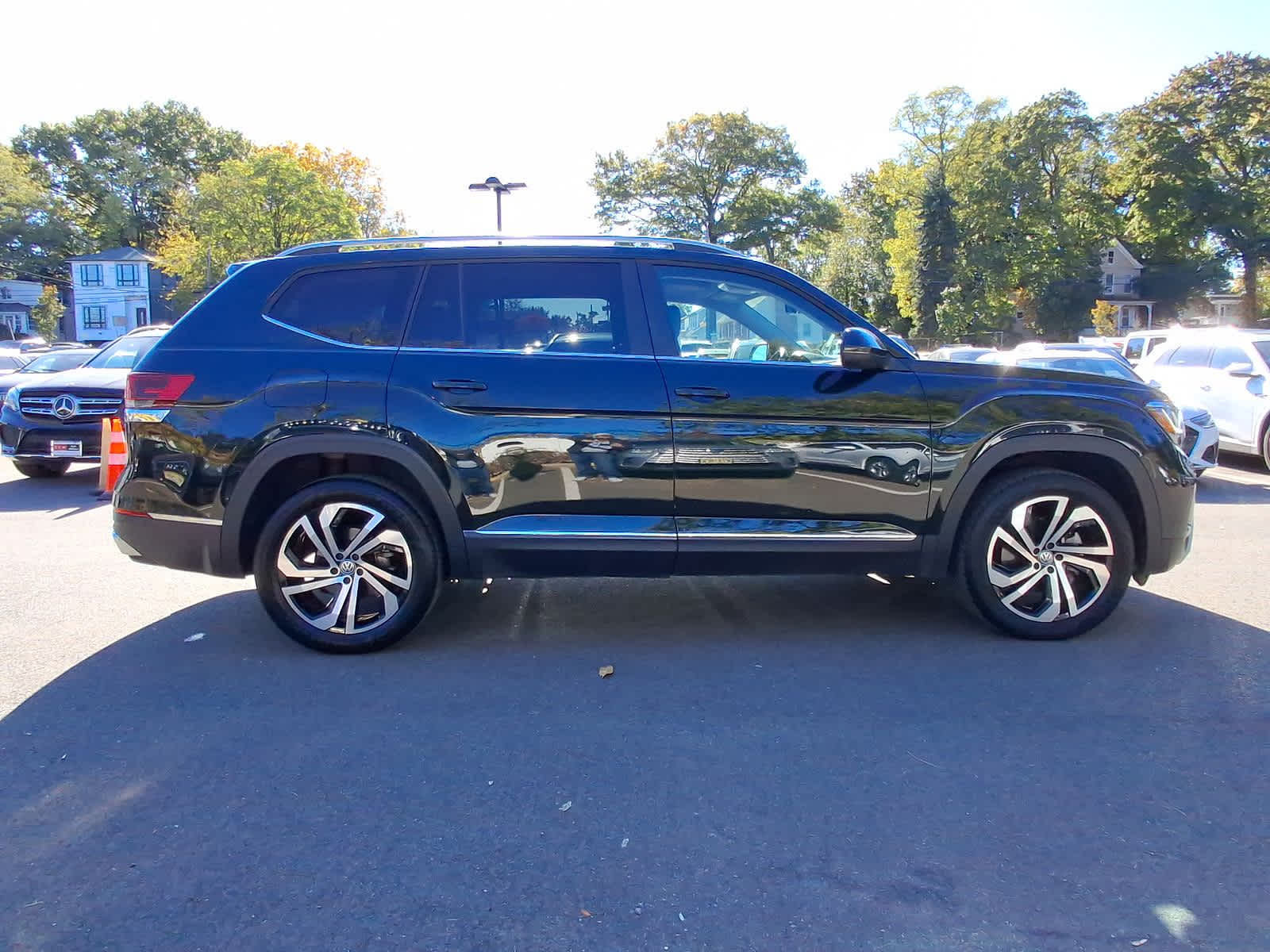 2022 Volkswagen Atlas 2.0T SEL 26